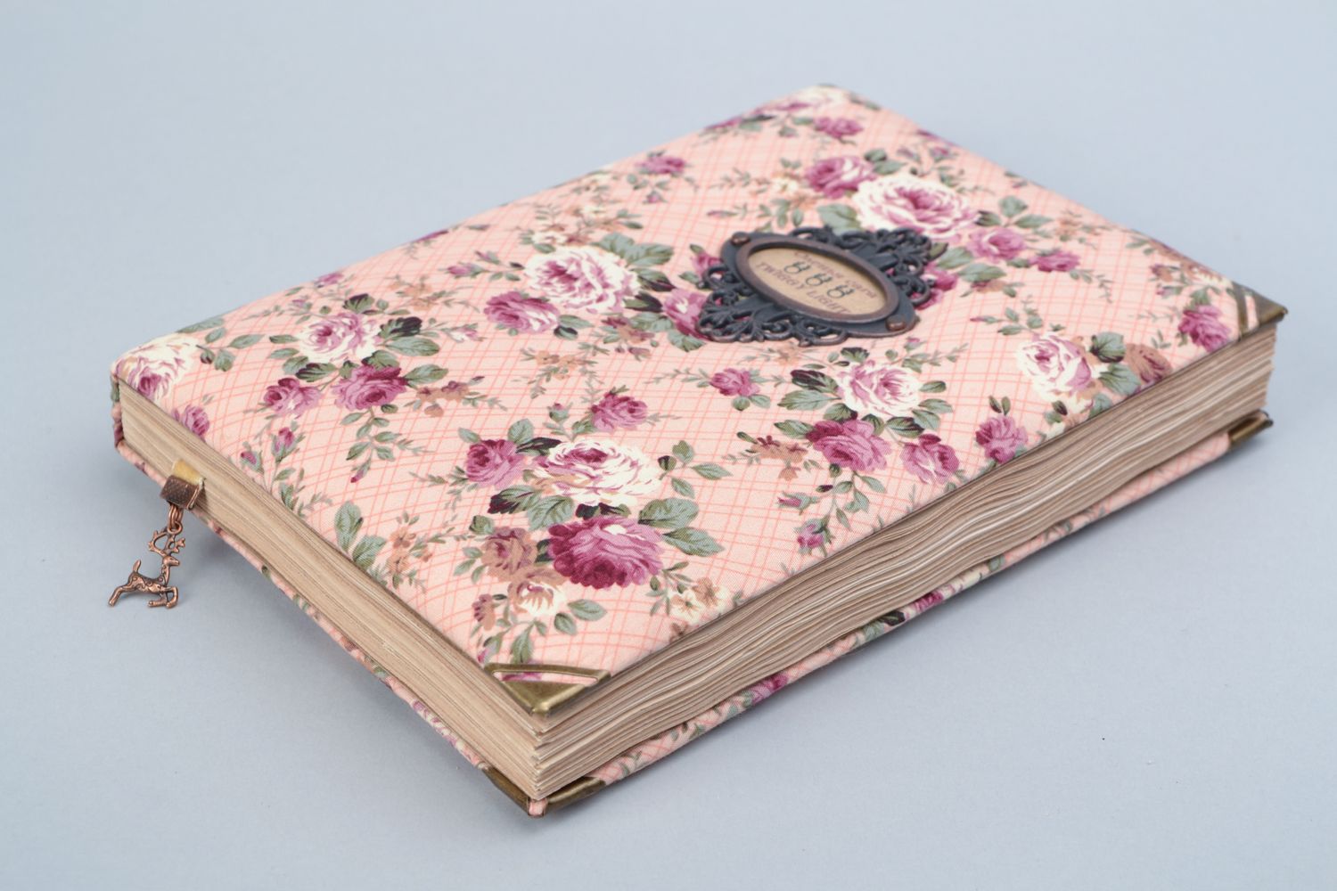 Notebook with vintage cover with roses print photo 1