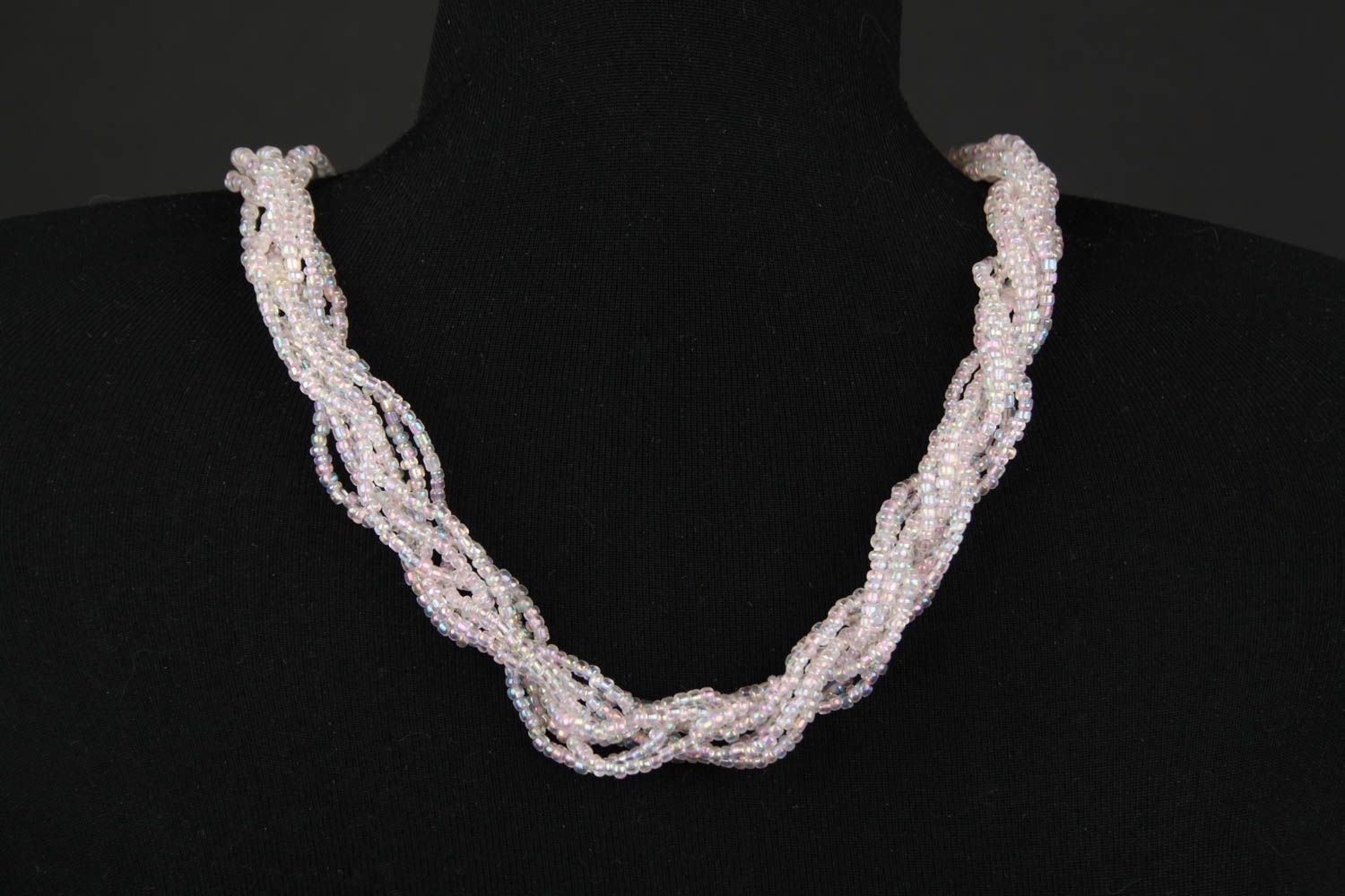 Collier blanc Bijou fait main élégant en perles de rocaille Cadeau femme photo 2