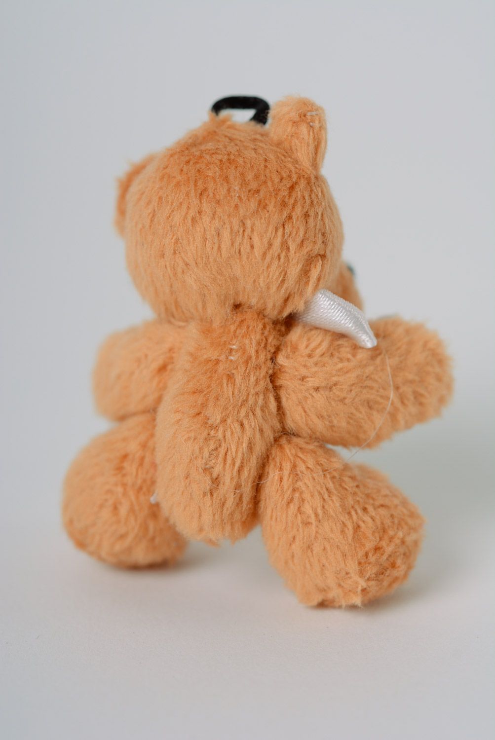 Мягкий брелок для ключей в виде игрушки медвежонка коричневый красивый handmade фото 5