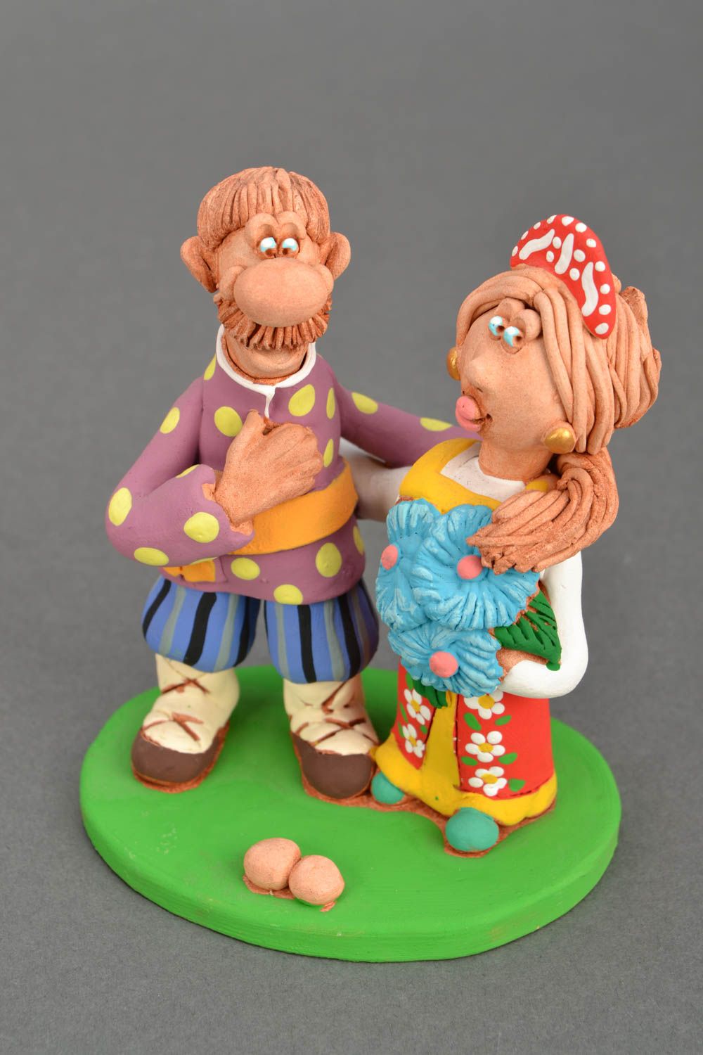 Bright ceramic figurine Cossack and woman photo 3