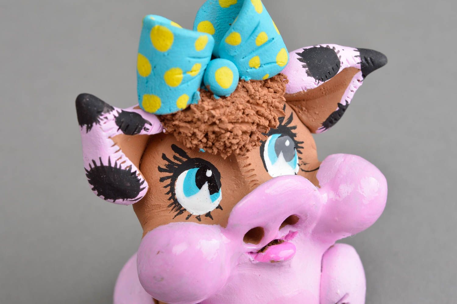 Figurine de cochon en céramique rose petite amusante faite main décorative photo 5