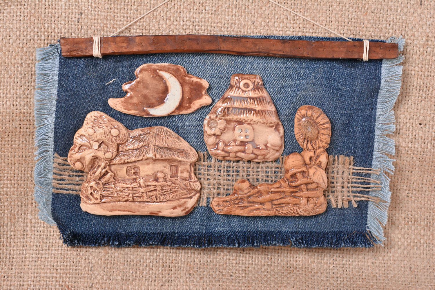 Décoration murale faite main Tableau en relief argile et tissu Cadeau original photo 1