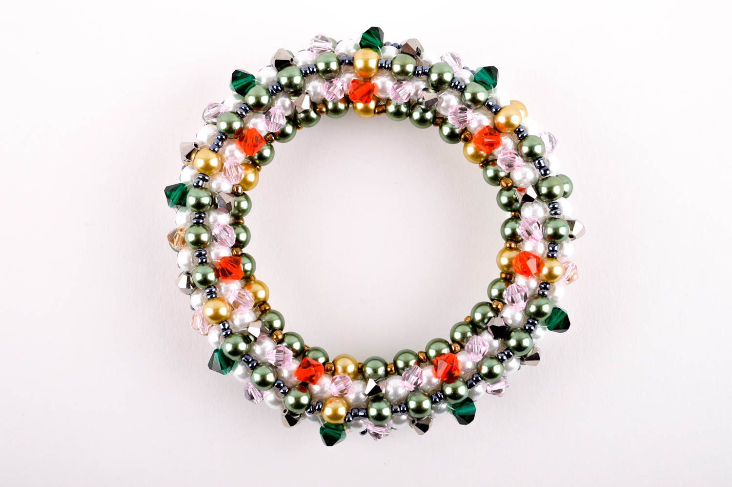 Bracelet large Bijou fait main en perles de rocaille et cristaux Cadeau femme photo 2