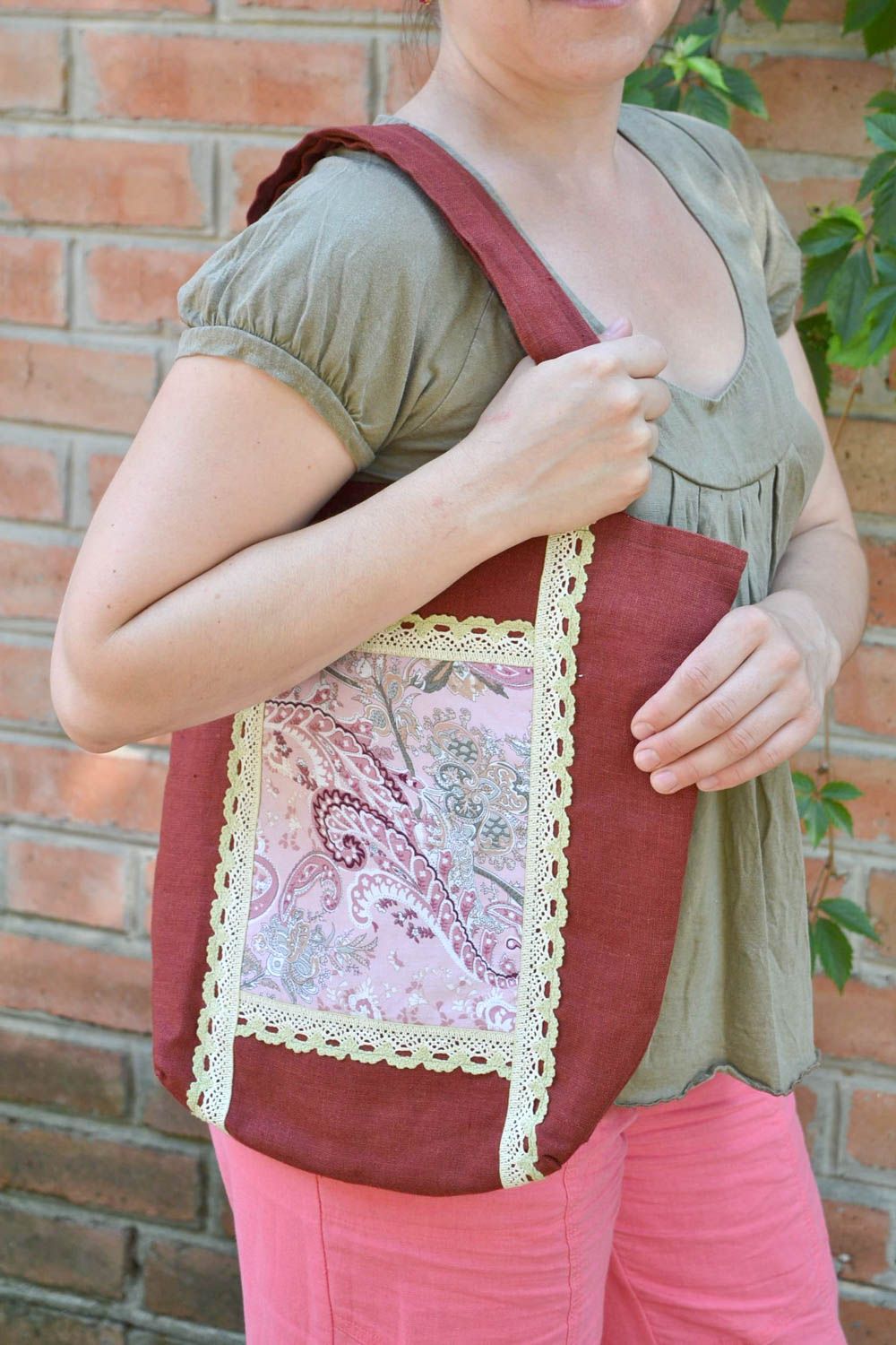 Handmade women's linen fabric red bag with lace and ornamented insert Provence photo 1