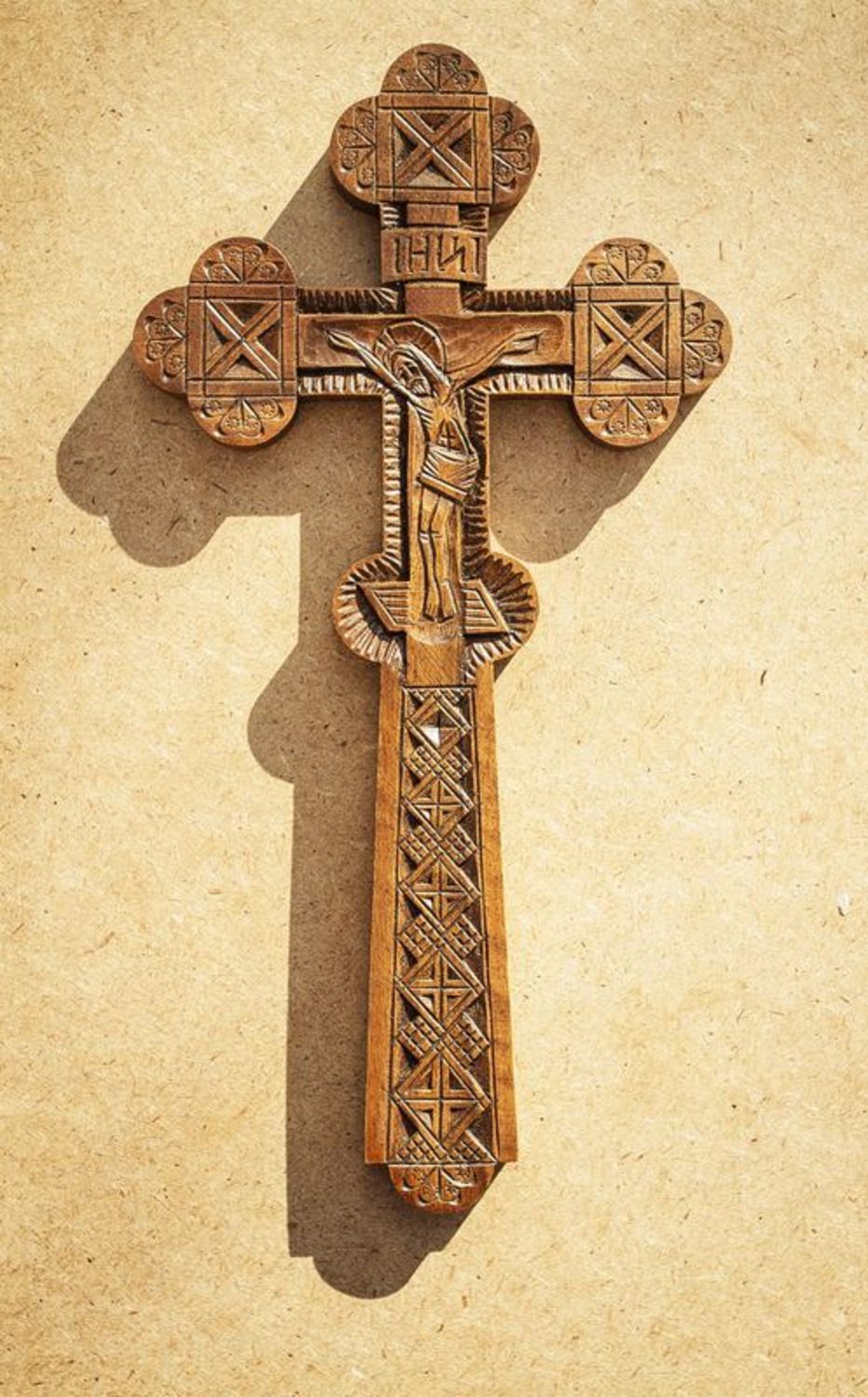 Croix sculptée orthodoxe photo 2