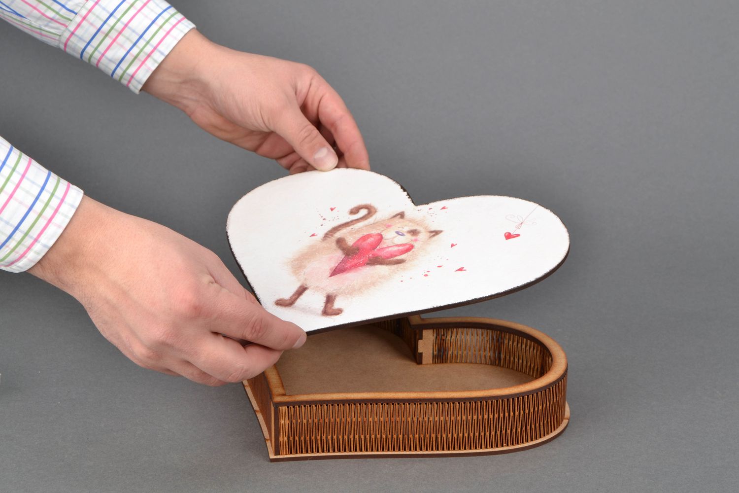 Scatola di pannello MDF fatta a mano a forma di cuore scrigno bello da donna foto 2