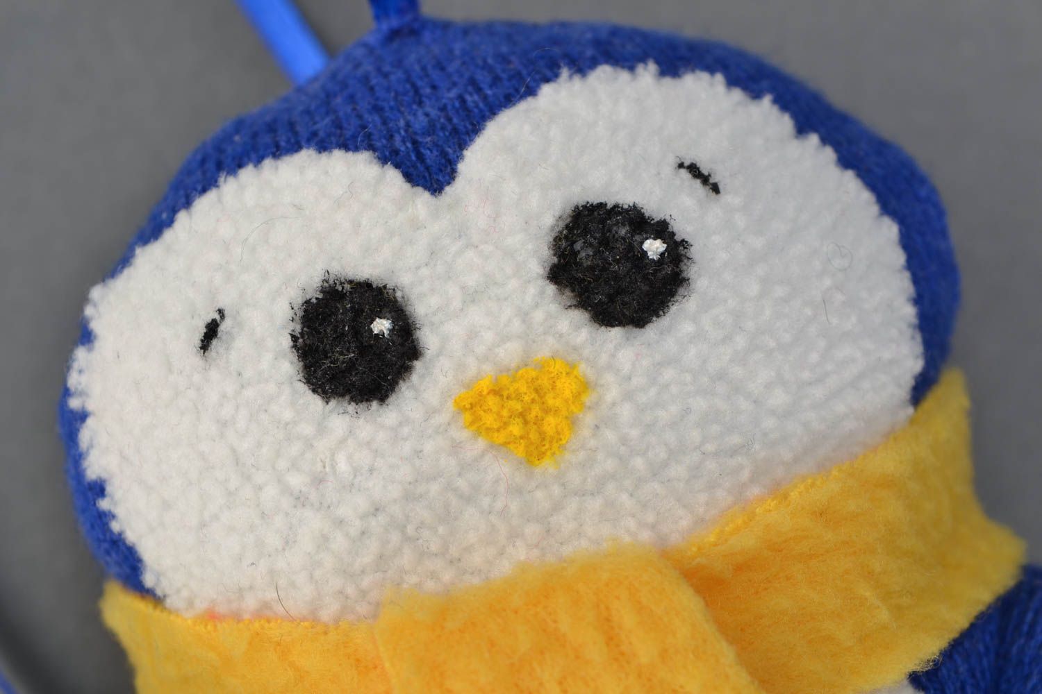 Мягкая игрушка с петелькой Пингвин фото 3