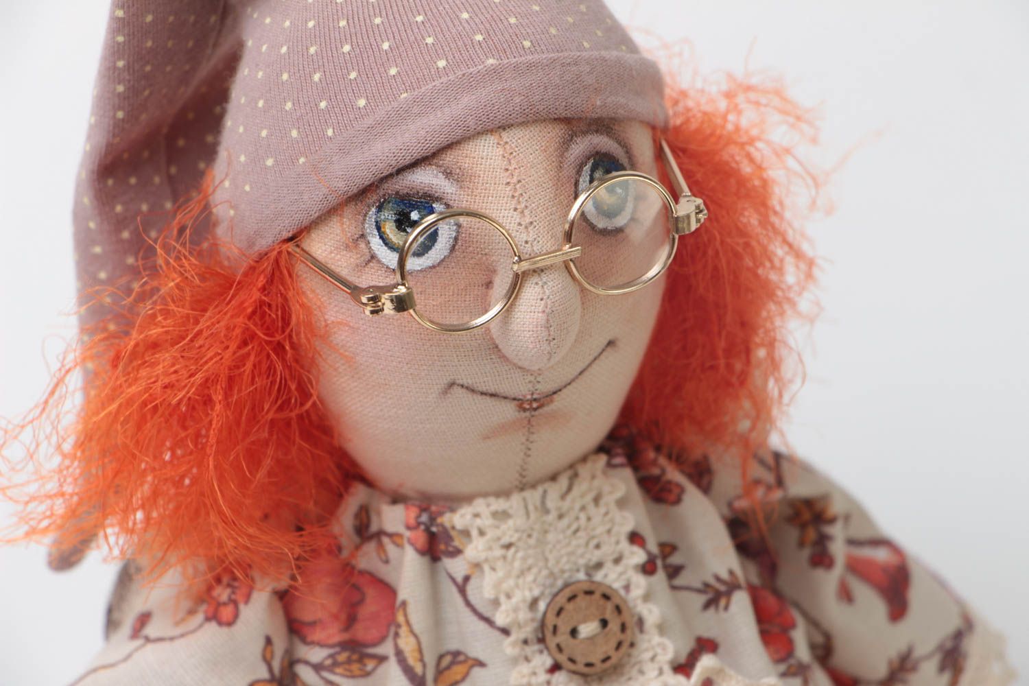 Авторская тканевая кукла ангел с сердцем с рыжими волосами светлый ручной работы фото 3
