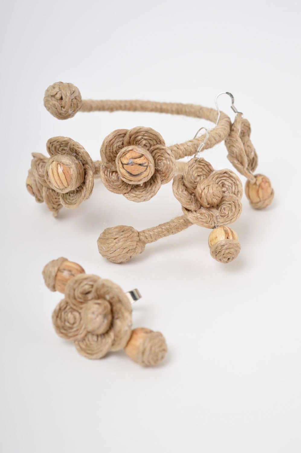 Beautiful handmade jewelry set fashion trends flower ring bracelet and earrings photo 3