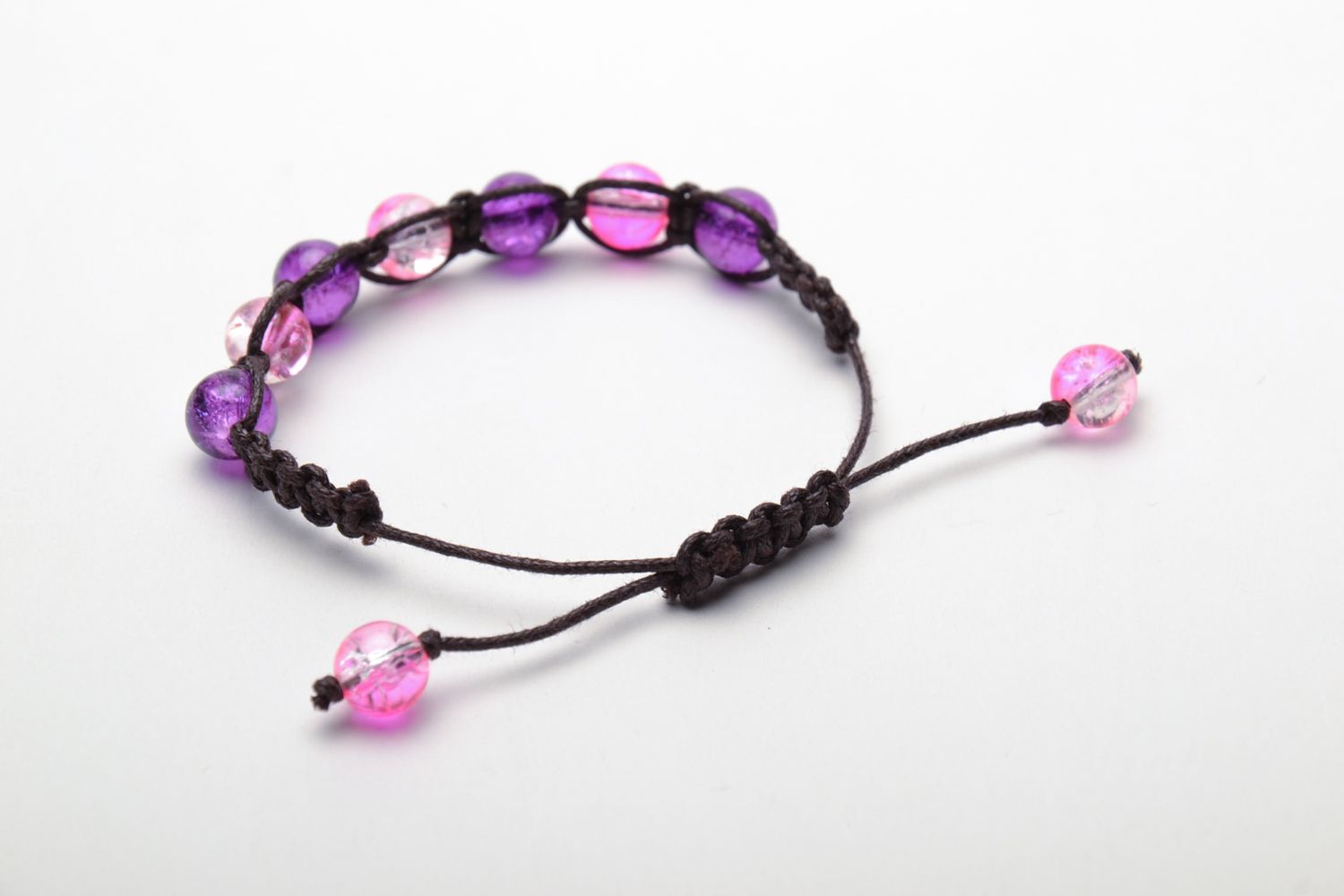 Bracelet en verre étroit rose et violet fait main pour femme cadeau original photo 4
