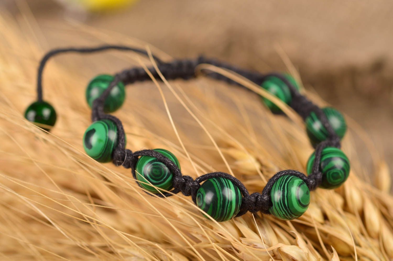 Pulsera de cordones y cuentas verdes pulsera artesanal pulsera para mujer  foto 1