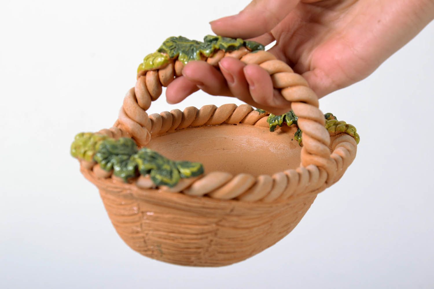 Ceramic basket photo 5