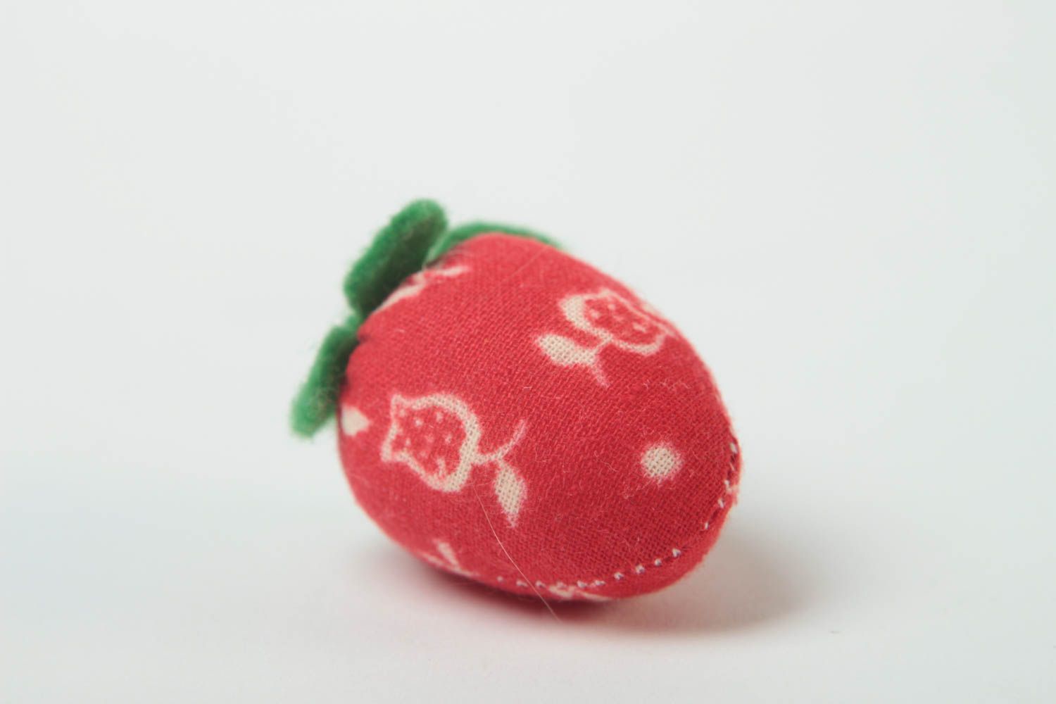 Peluche fraise fait main Doudou original coton feutre Jouet pour enfant photo 2