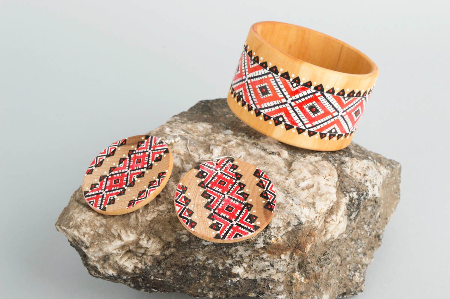 Деревянные украшения ручной работы модные серьги женский браслет этнические фото 1