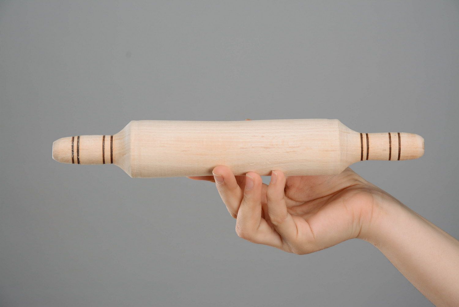 Wooden rolling pin for dough photo 5