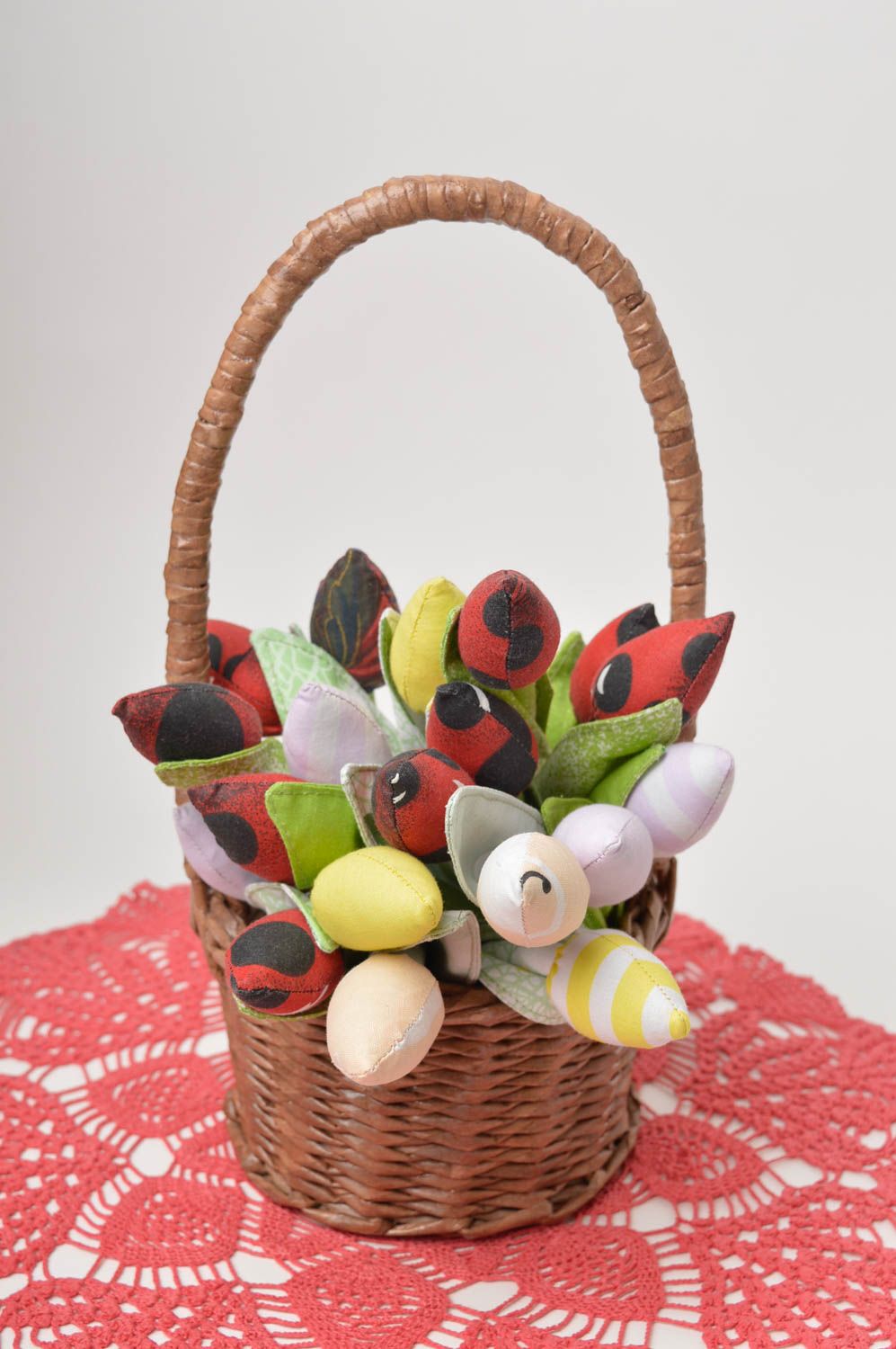 Handmade Deko Korb mit Blumen Wohn Accessoire Korb geflochten aus Papier  foto 1