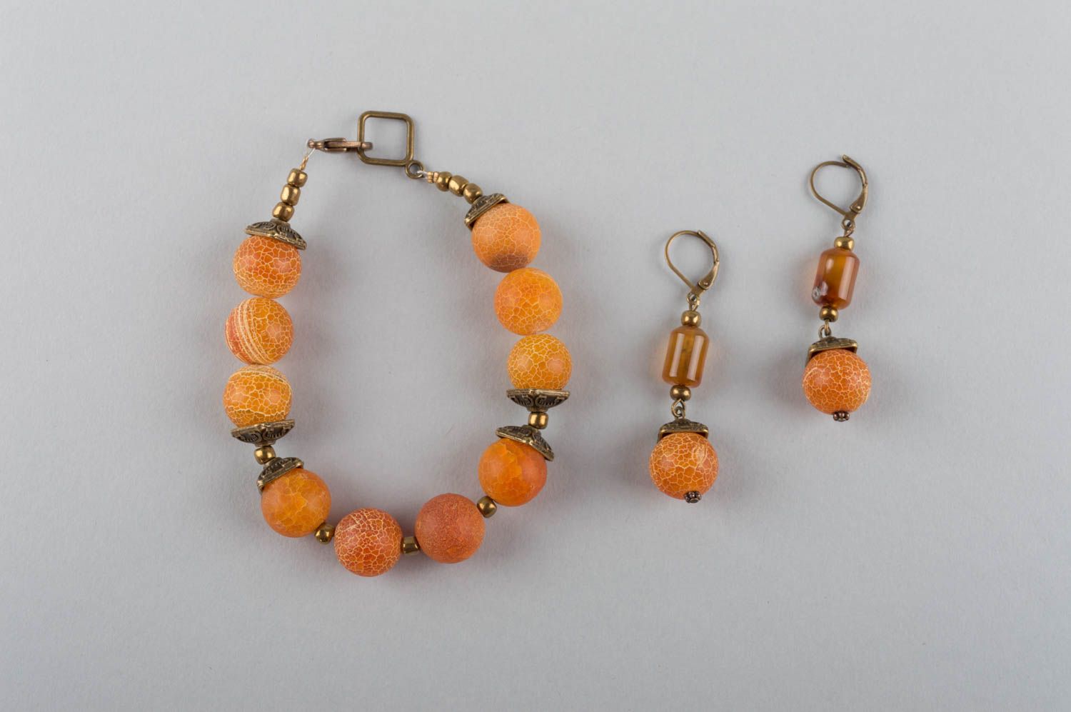 Ensemble de bracelet et boucles d'oreilles en agate orange fait main original photo 2