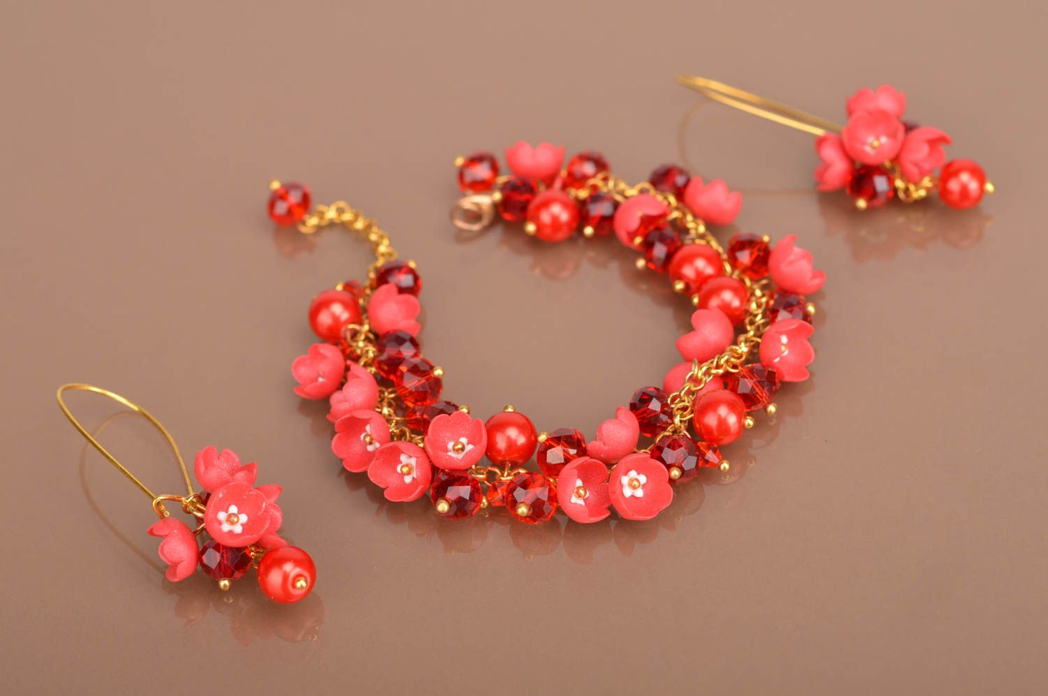 Unusual jewelry set plastic flower earrings plastic flower bracelet gift ideas photo 3