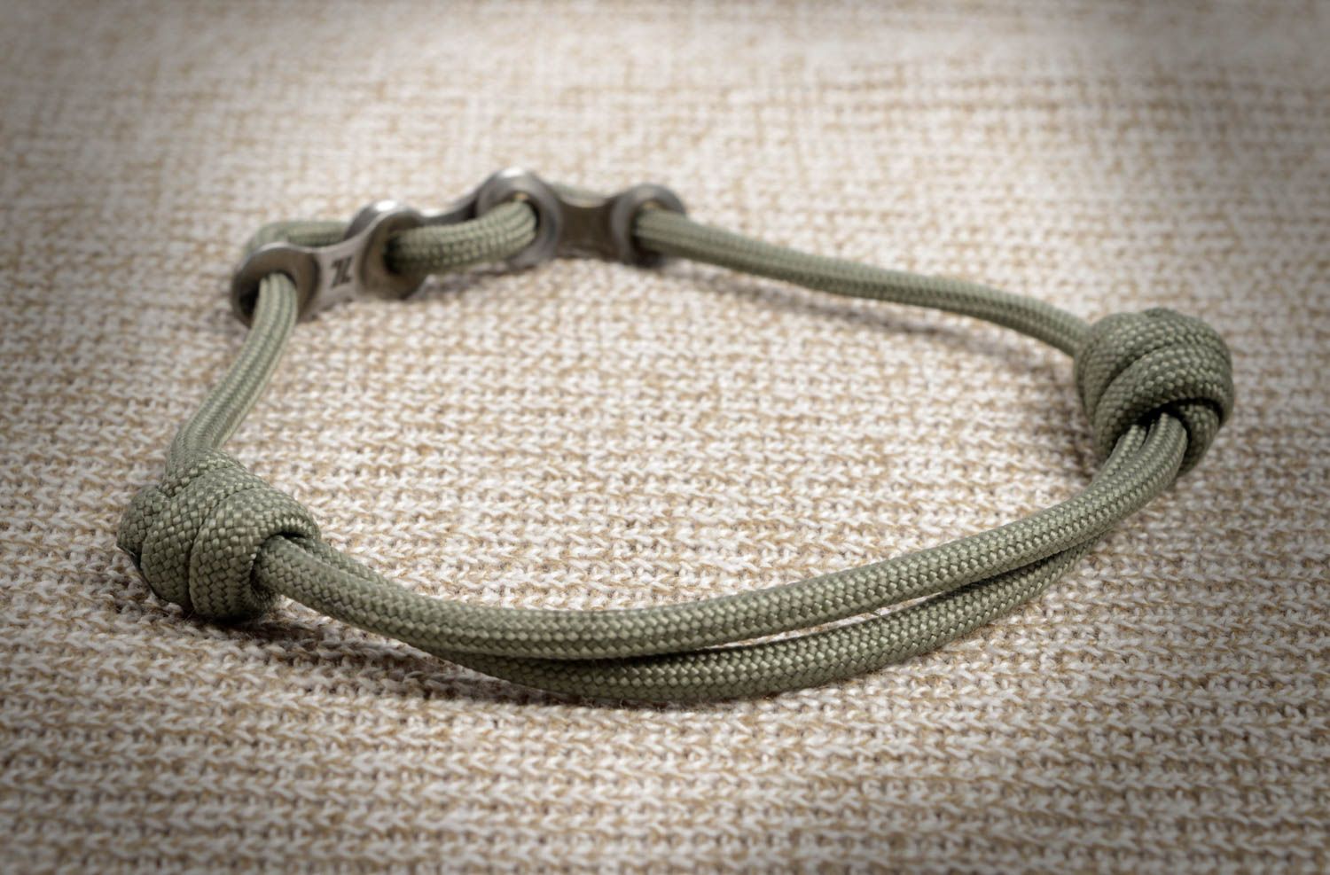 Bracciale di lacci fatto a mano accessorio originale braccialetto di moda
 foto 5