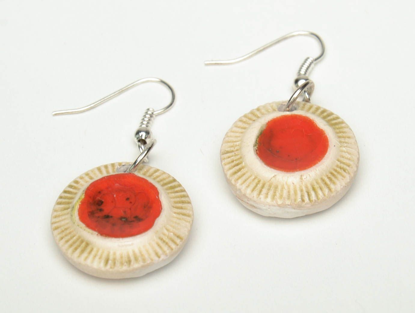 Molded clay round earrings photo 2