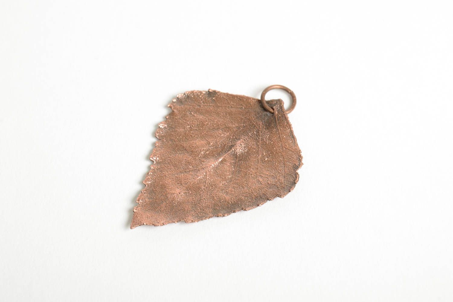 Pendentif feuille de bouleau Bijou fait main recouvert de cuivre Cadeau femme photo 3