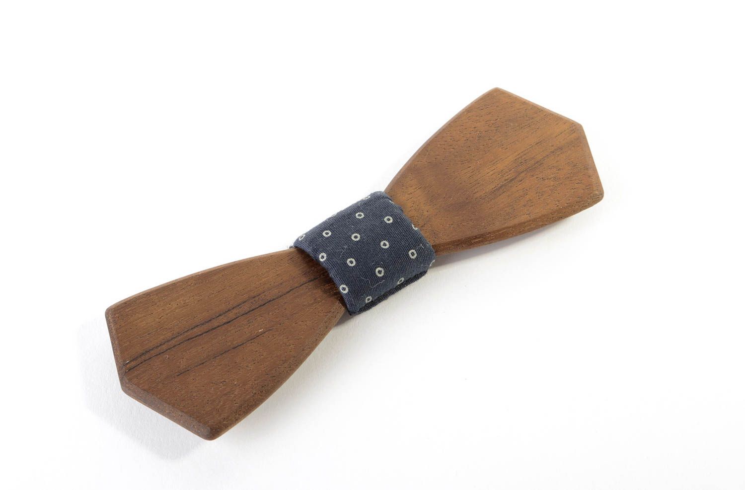 Stilvolle Fliege aus Holz handmade Accessoire für Männer Krawatte Fliege foto 2