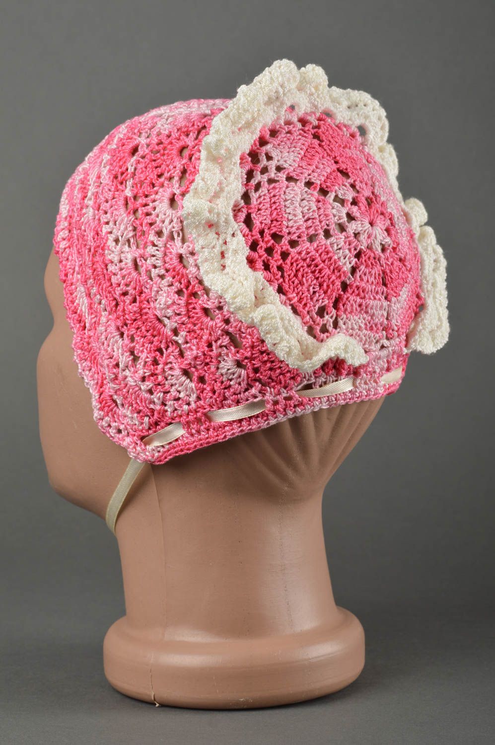 Bonnet d'été fait main Chapeau tricot rose léger design Vêtement enfant photo 2