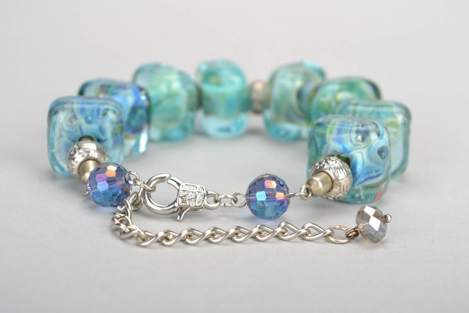 Bracelet en verre au chalumeau Cubes photo 4