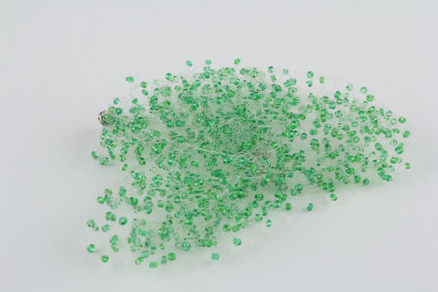 Luftiges Collier aus Glasperlen grüner Garten foto 1