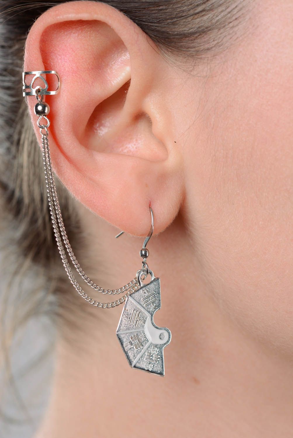 Cuff earrings Yin Yang photo 3