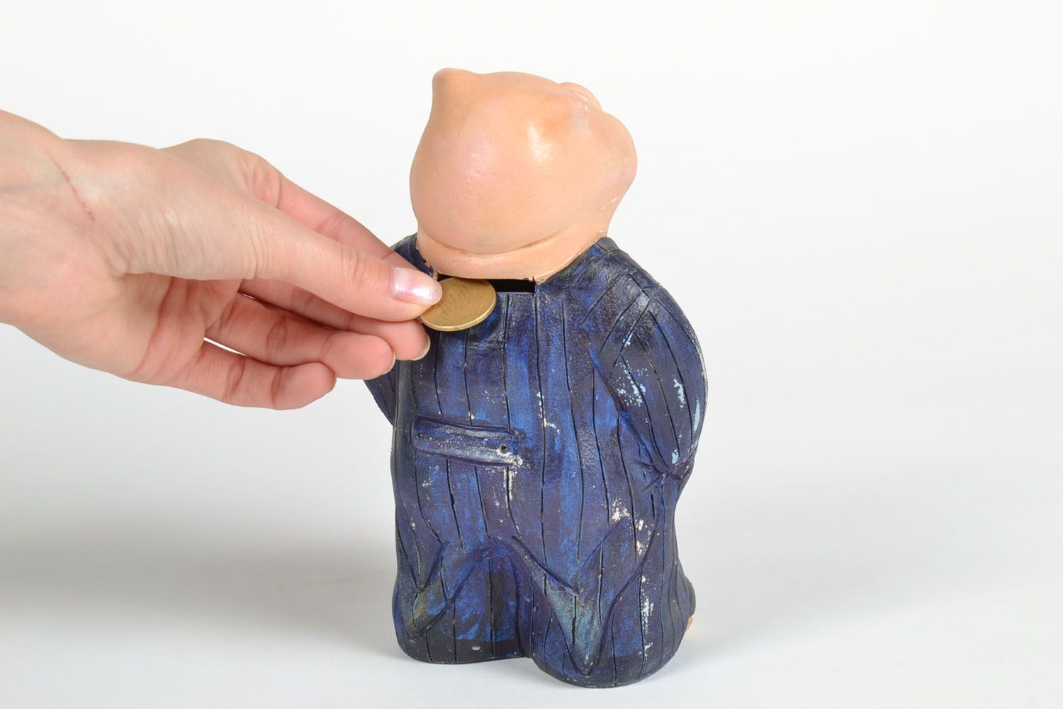 Money box in the shape of a pig photo 5