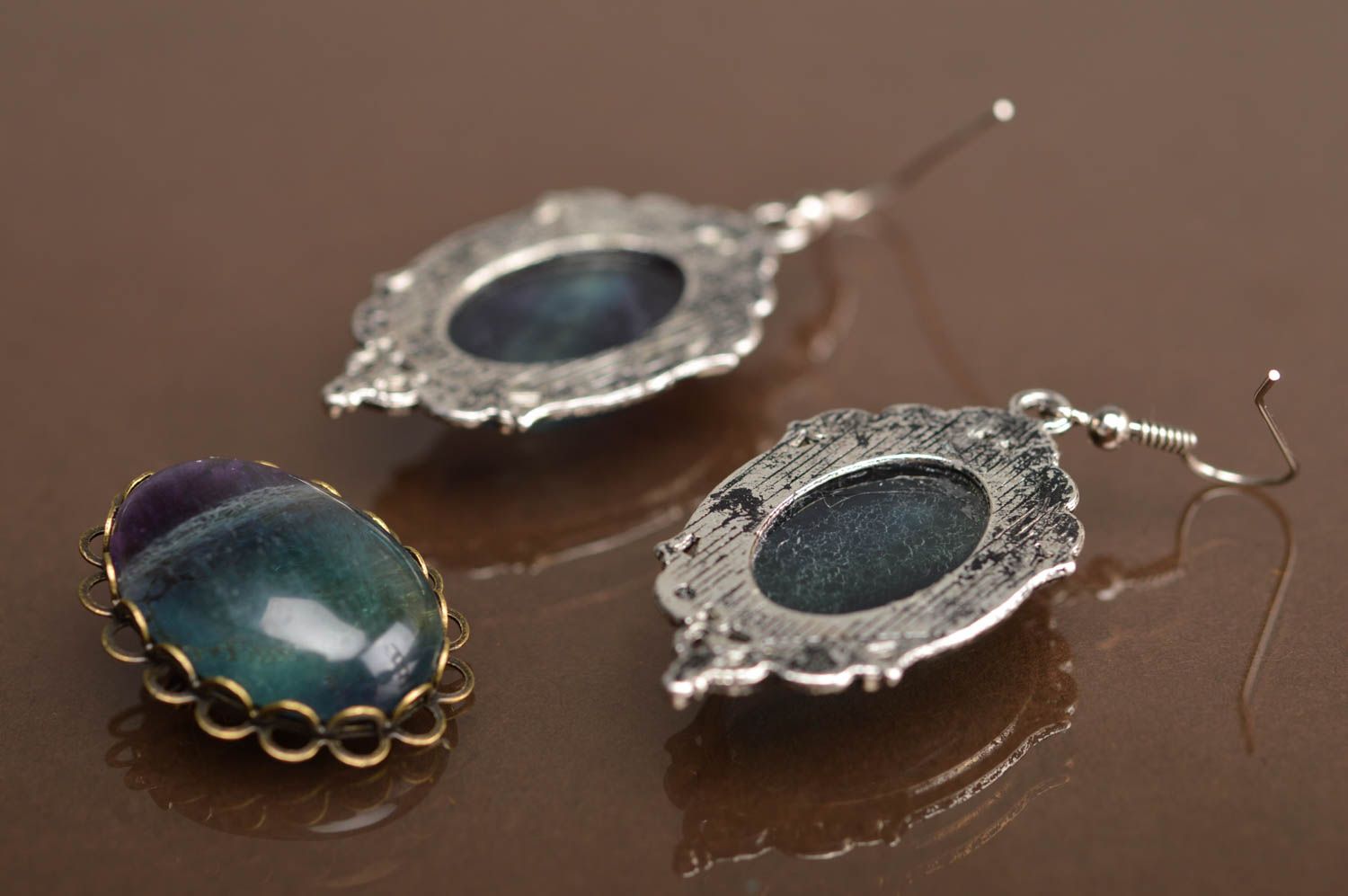 Set of beautiful handmade stone jewelry 2 accessories earrings and brooch photo 4