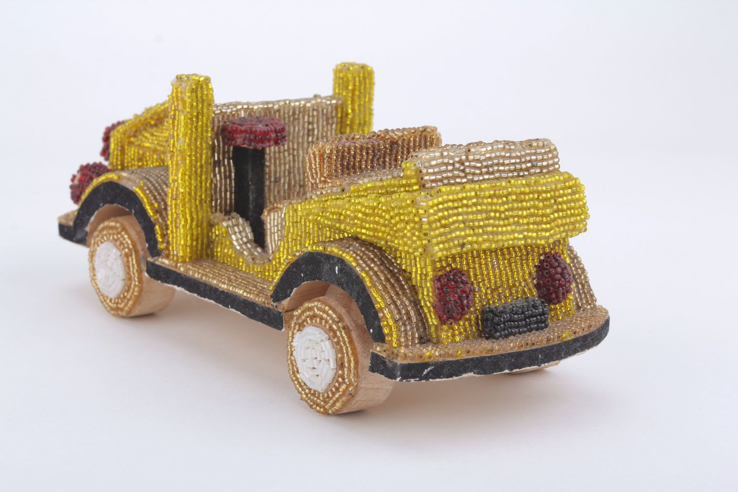 Cabriolet bello fatto a mano giocattolo di legno materiale ecologico con perline foto 3