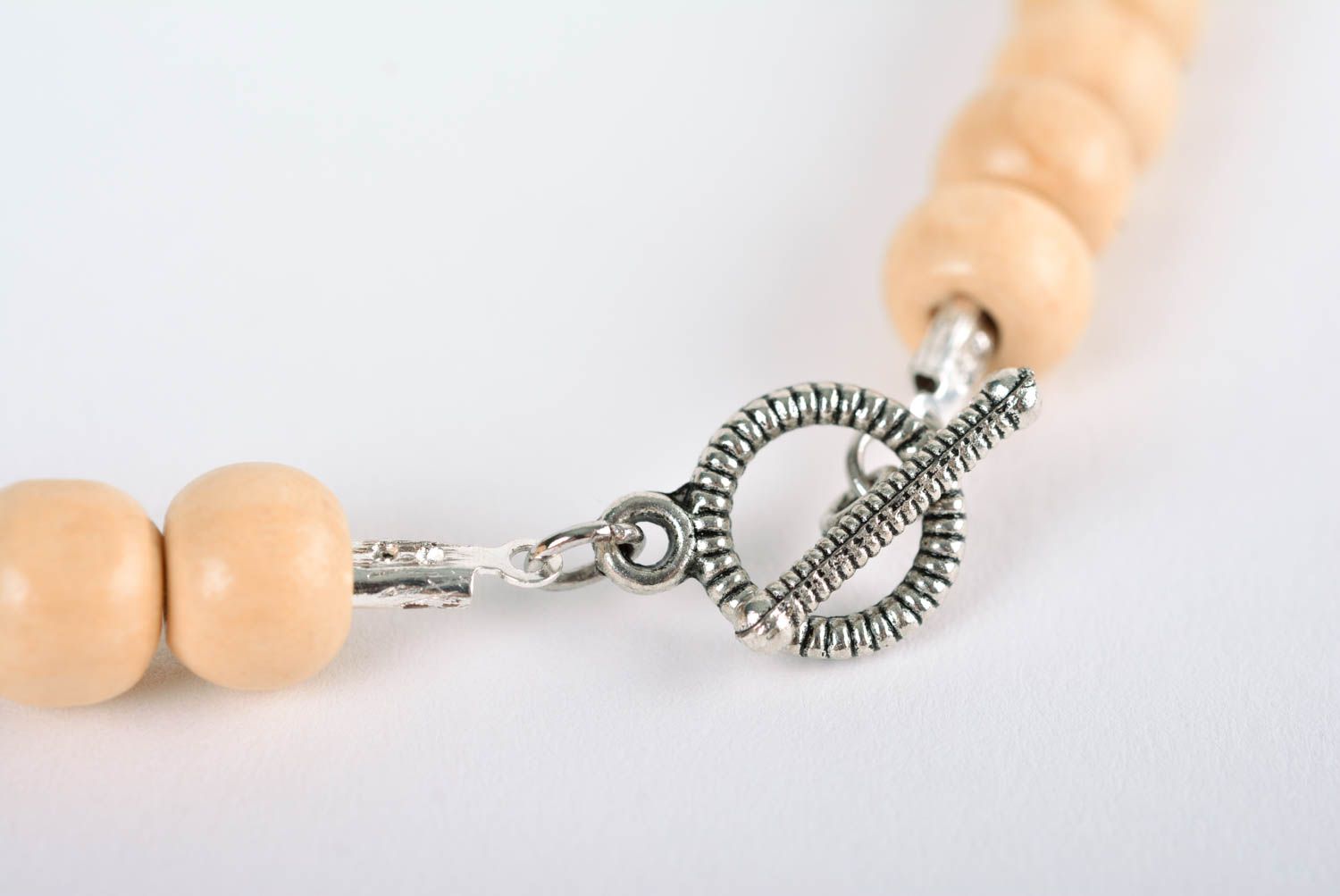 Collana di perle di legno fatta a mano accessori originali da donna  foto 4