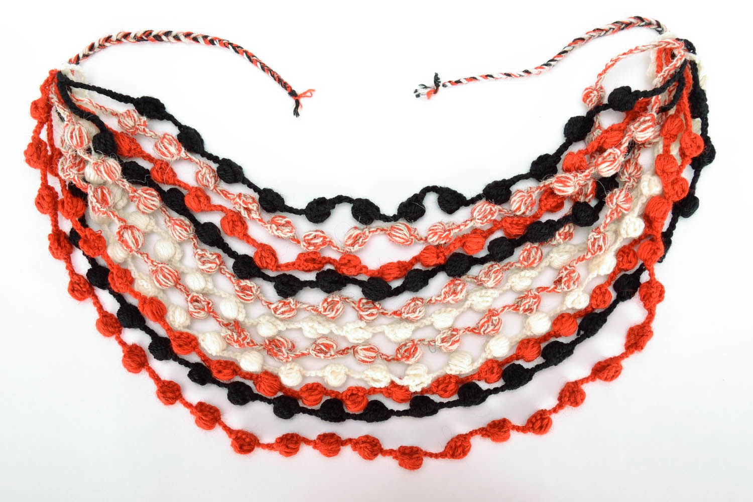 Multi-row knitted beaded necklace photo 3