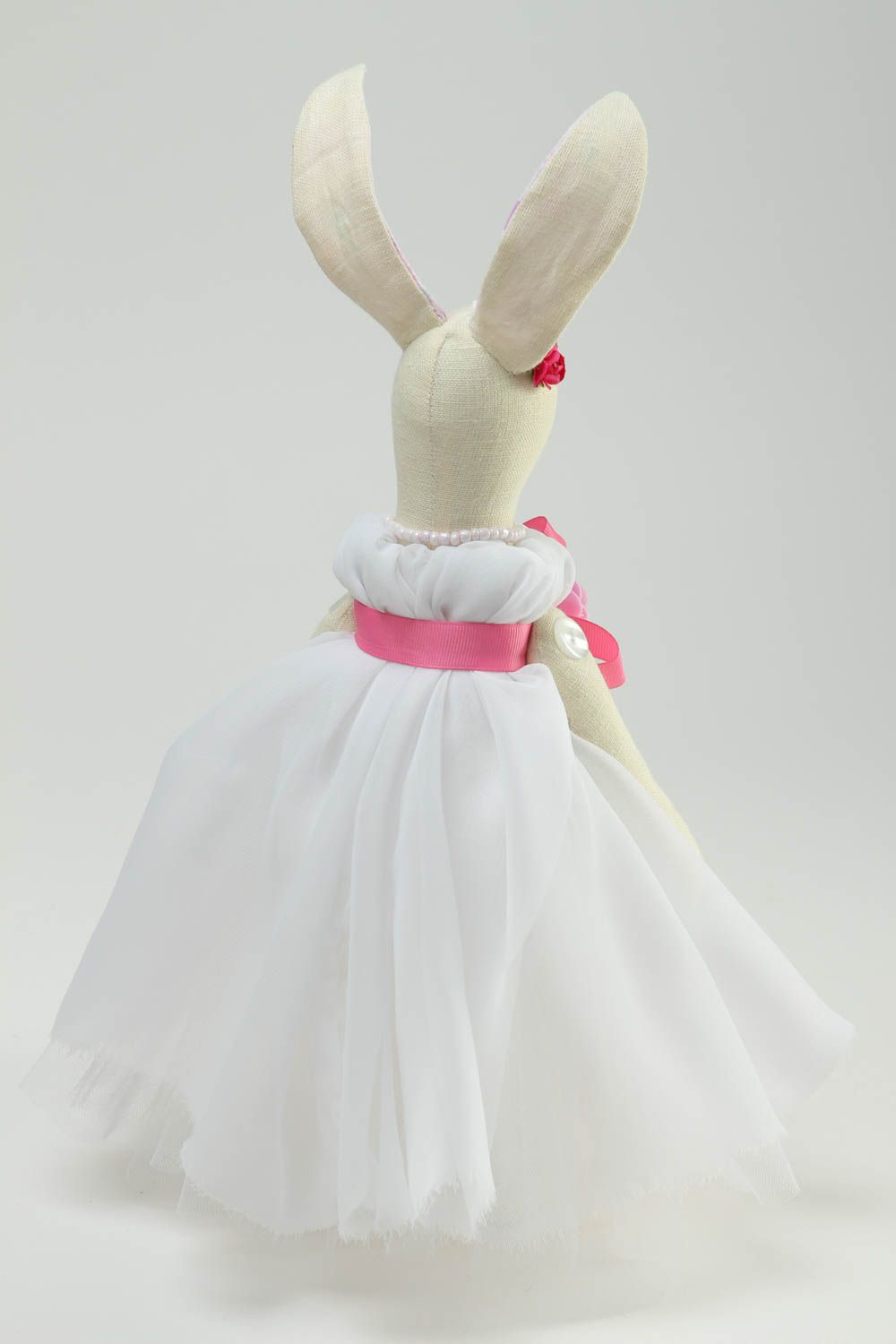 Peluche lapin en robe de mariée Jouet fait main en tissus Cadeau enfant photo 4