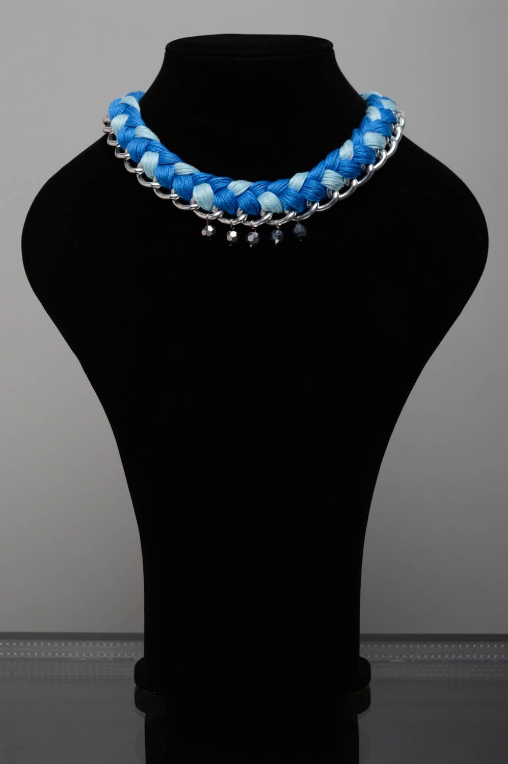 Blue necklace made of threads and chain photo 2