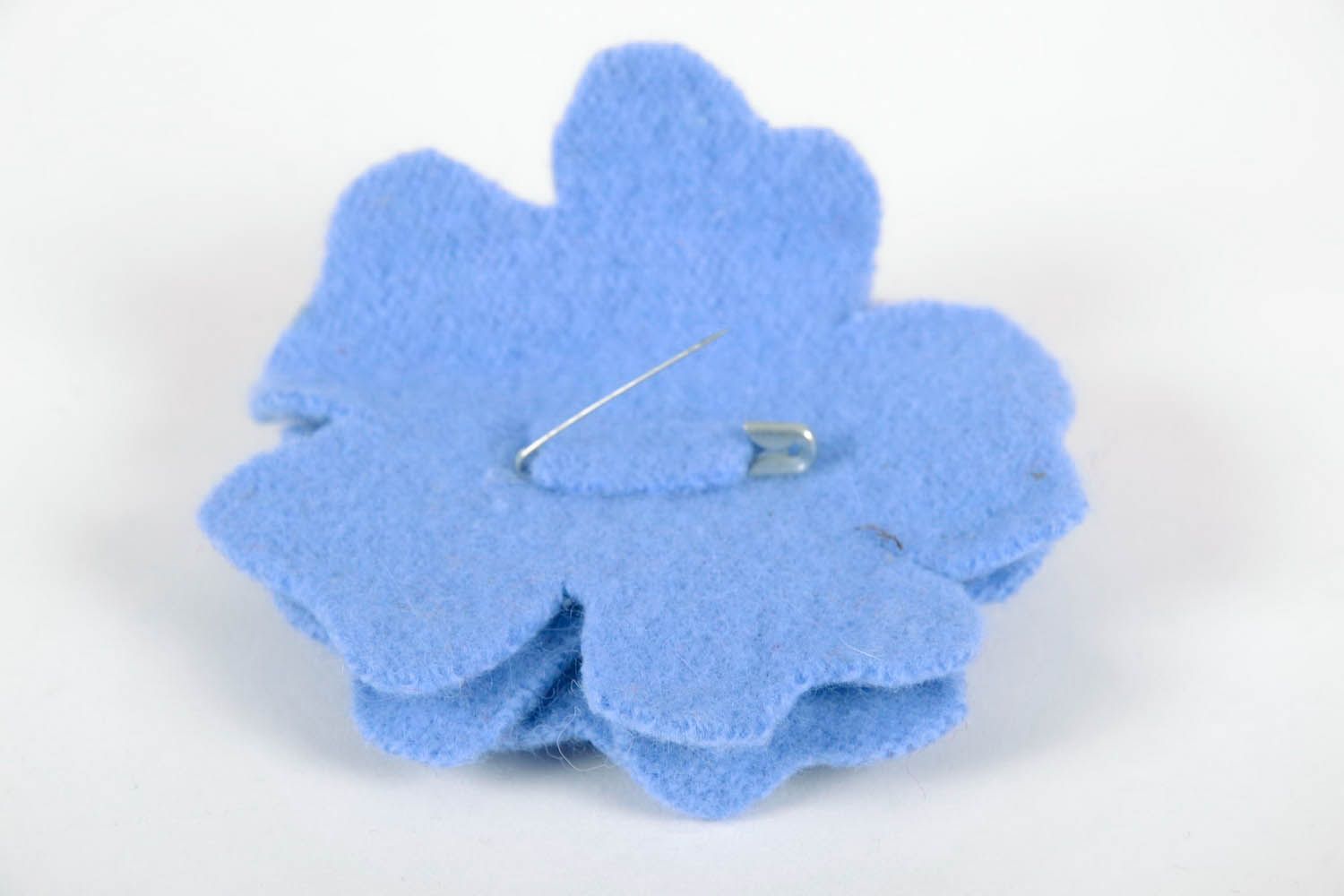 Broche originale en laine Fleur bleue faite main photo 4