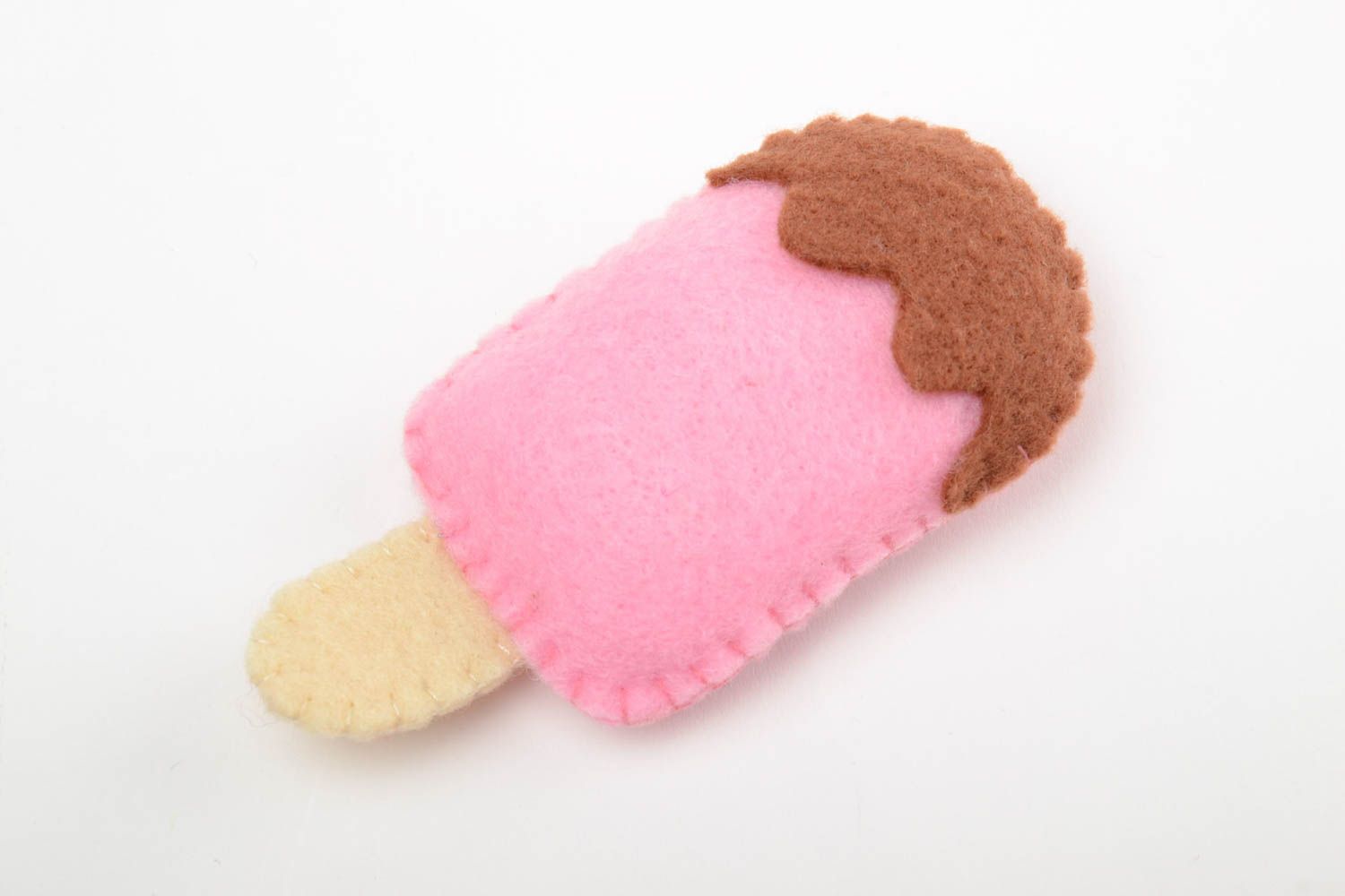 Handmade small colorful felt soft toy fridge magnet pink ice cream with chocolate photo 2