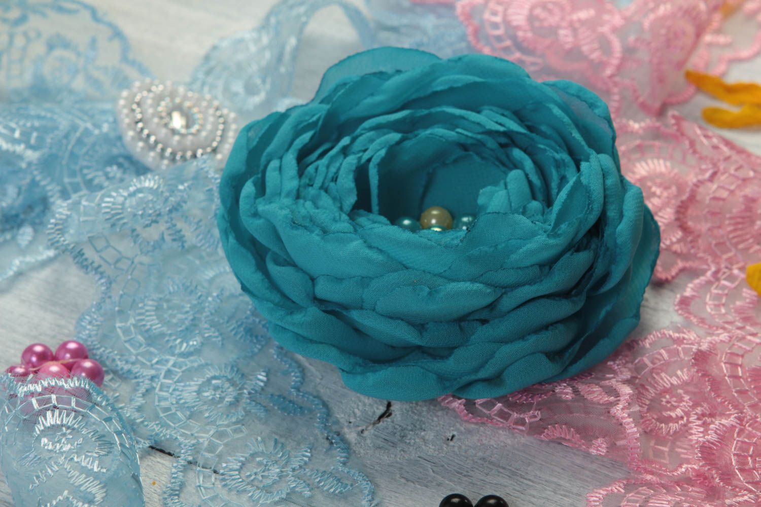 Broche fleur fait main Barrette cheveux bleue Accessoire femme fantaisie cadeau photo 1