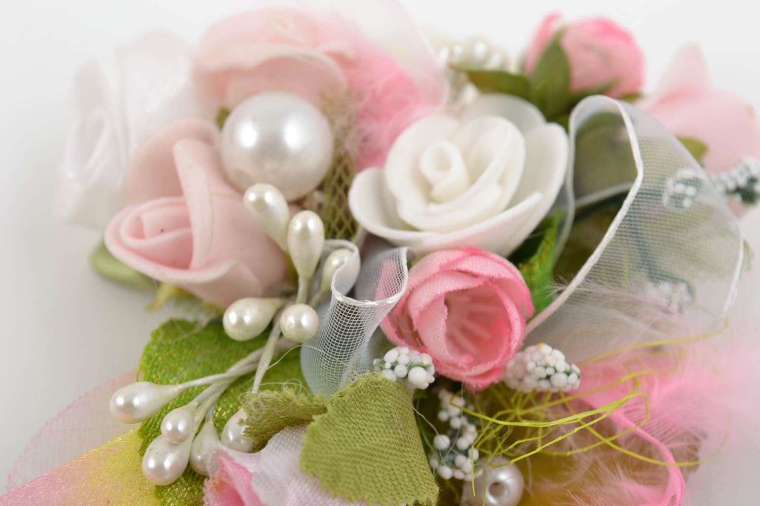 Botonier para novio hecho a mano accesorios de boda flores artificiales foto 5