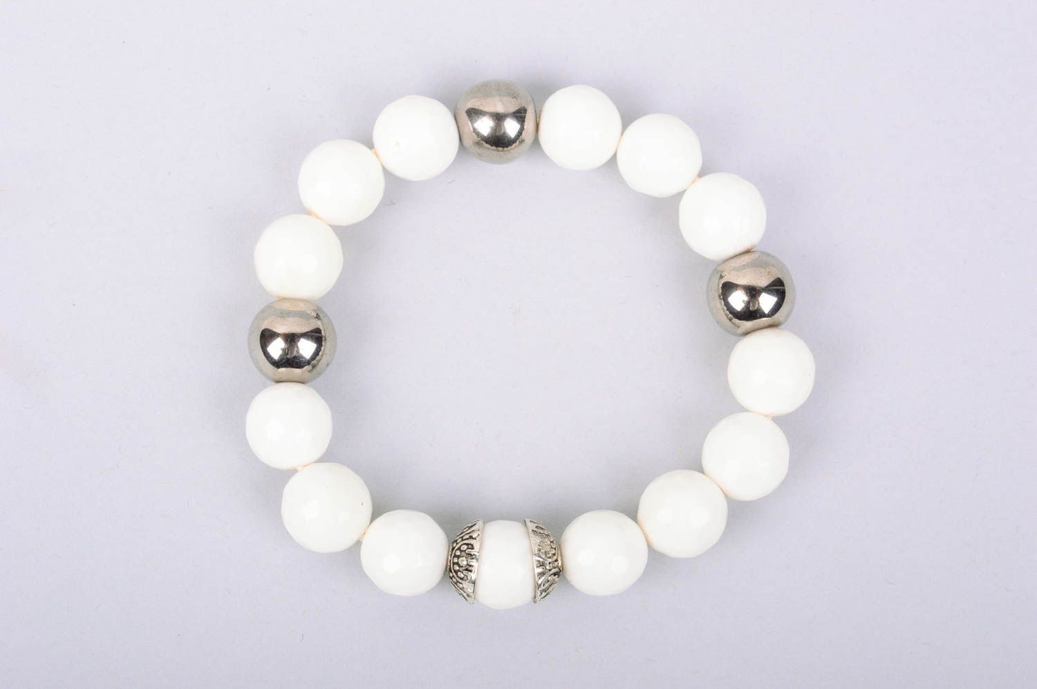 Festive white handmade bracelet unusual stylish accessory wrist elegant bracelet photo 3