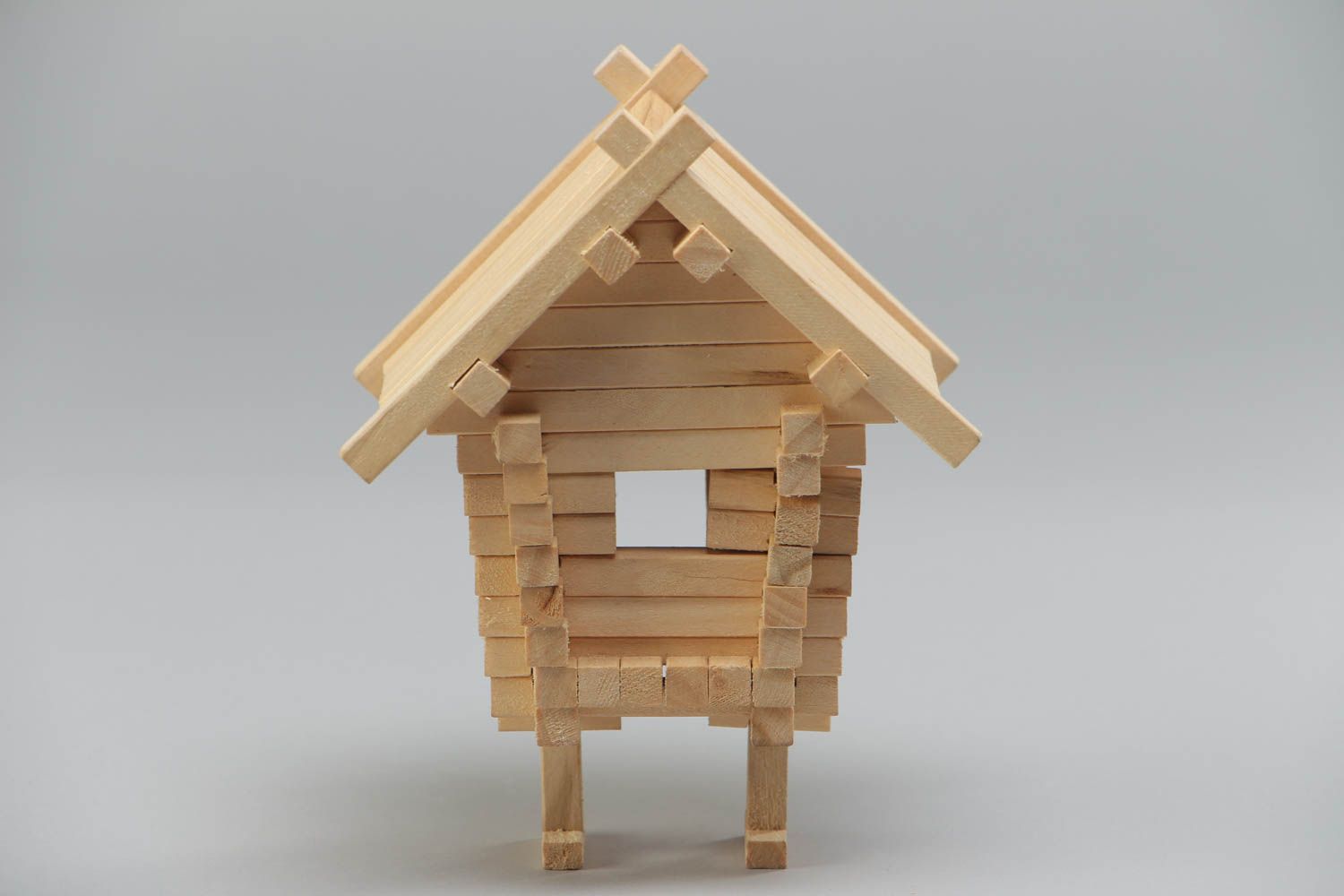 Jeu de construction de maison en bois écologique de sapin 79 pièces fait main photo 2