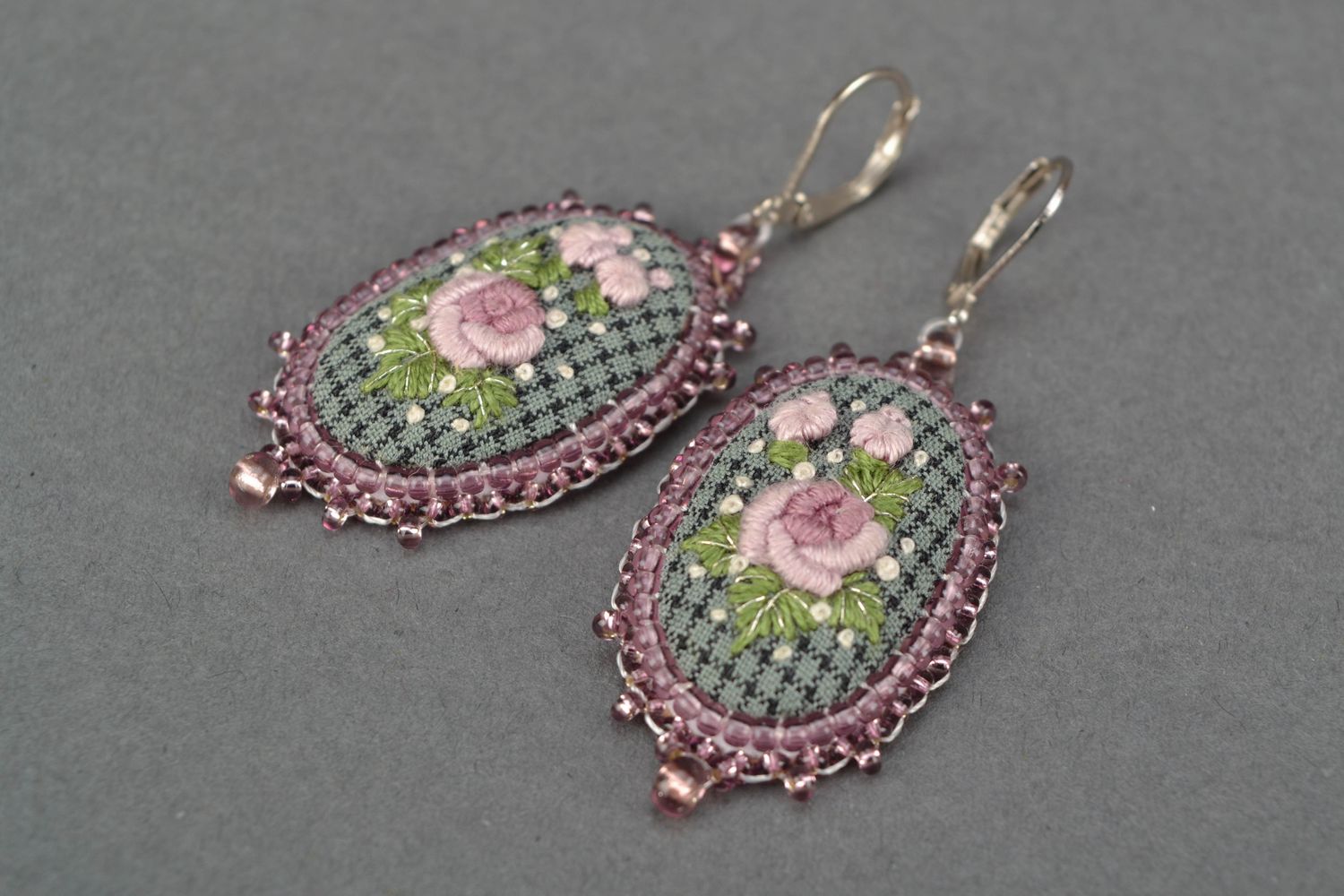 Embroidered oval earrings photo 4