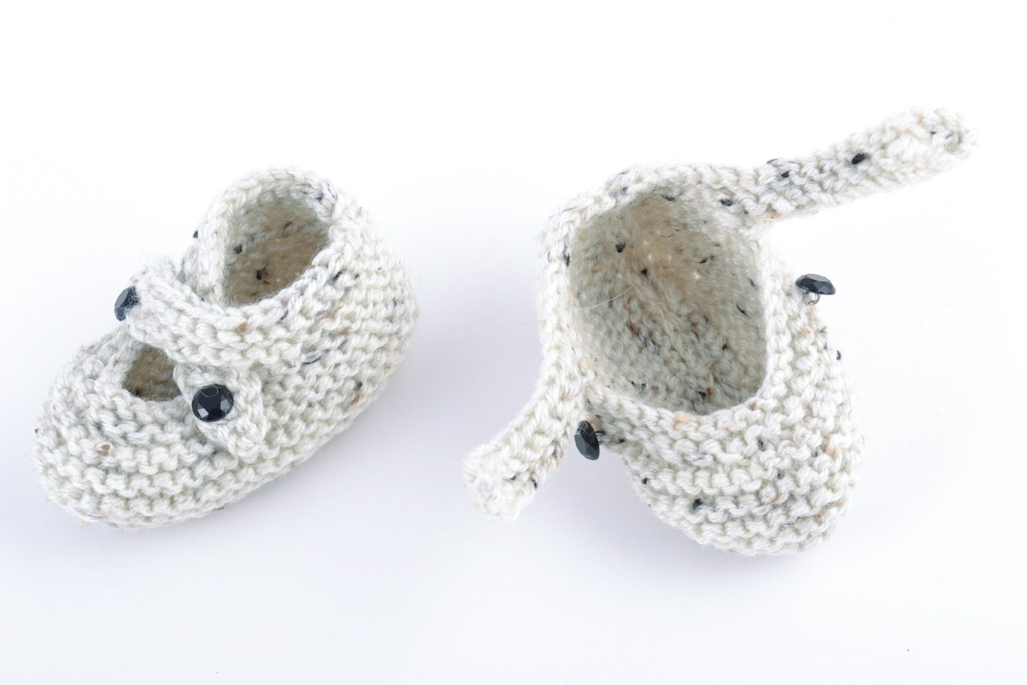 Patucos de bebé tejidos de lana artesanales grises de punto foto 5