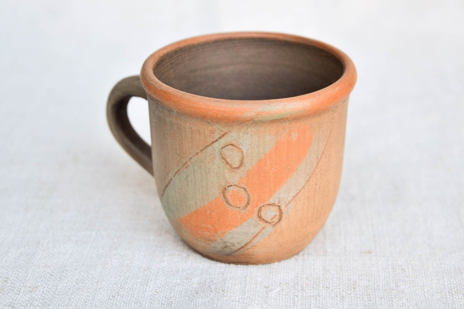 3,3 oz clay drinking cup in Italian style with handle and classic pattern photo 4