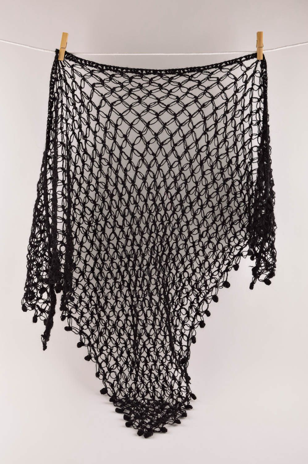 Вязаный палантин ручной работы вязаная шаль черная шейный платок женский фото 1