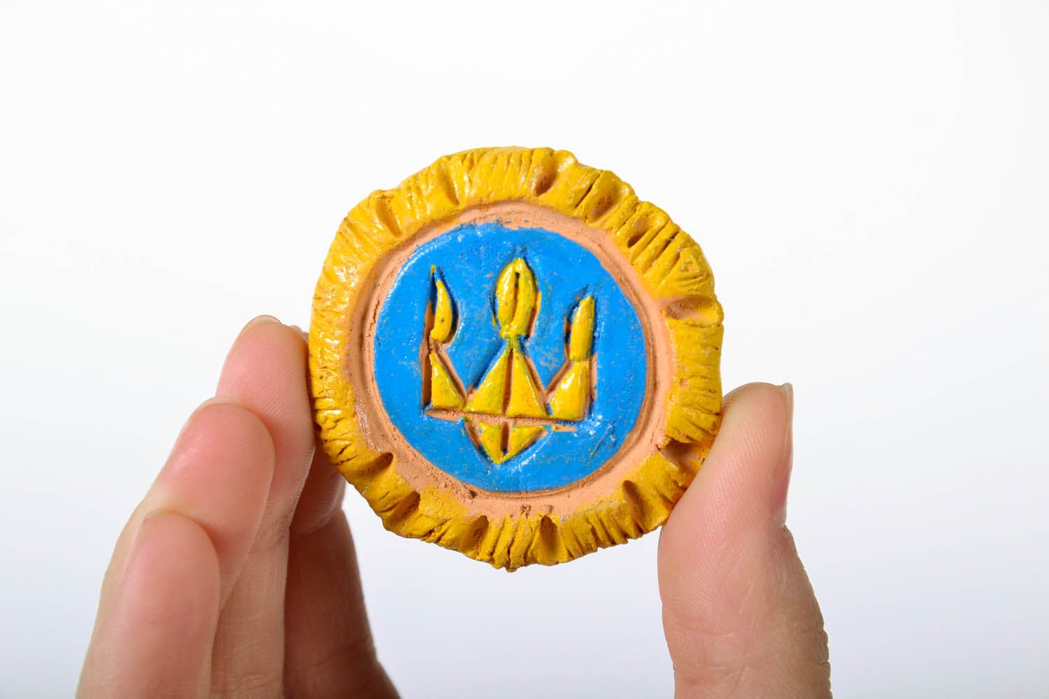 Ceramic fridge magnet with the Ukrainian symbolics photo 5