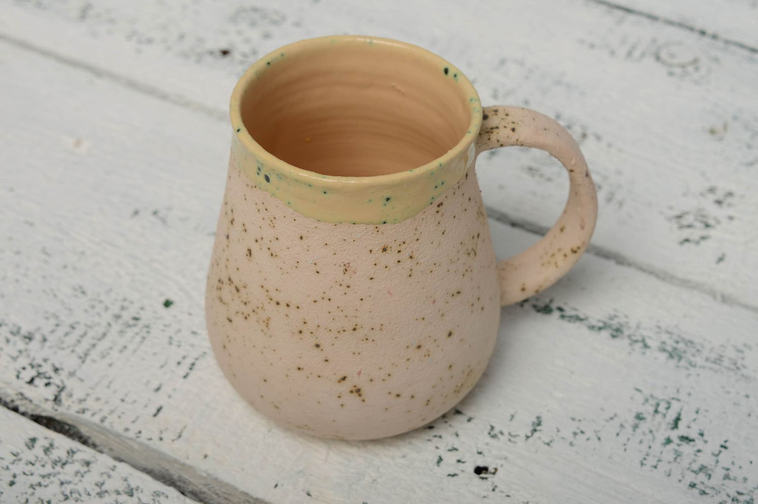 Large glazed inside 20 oz drinking clay cup with handle and no pattern photo 1