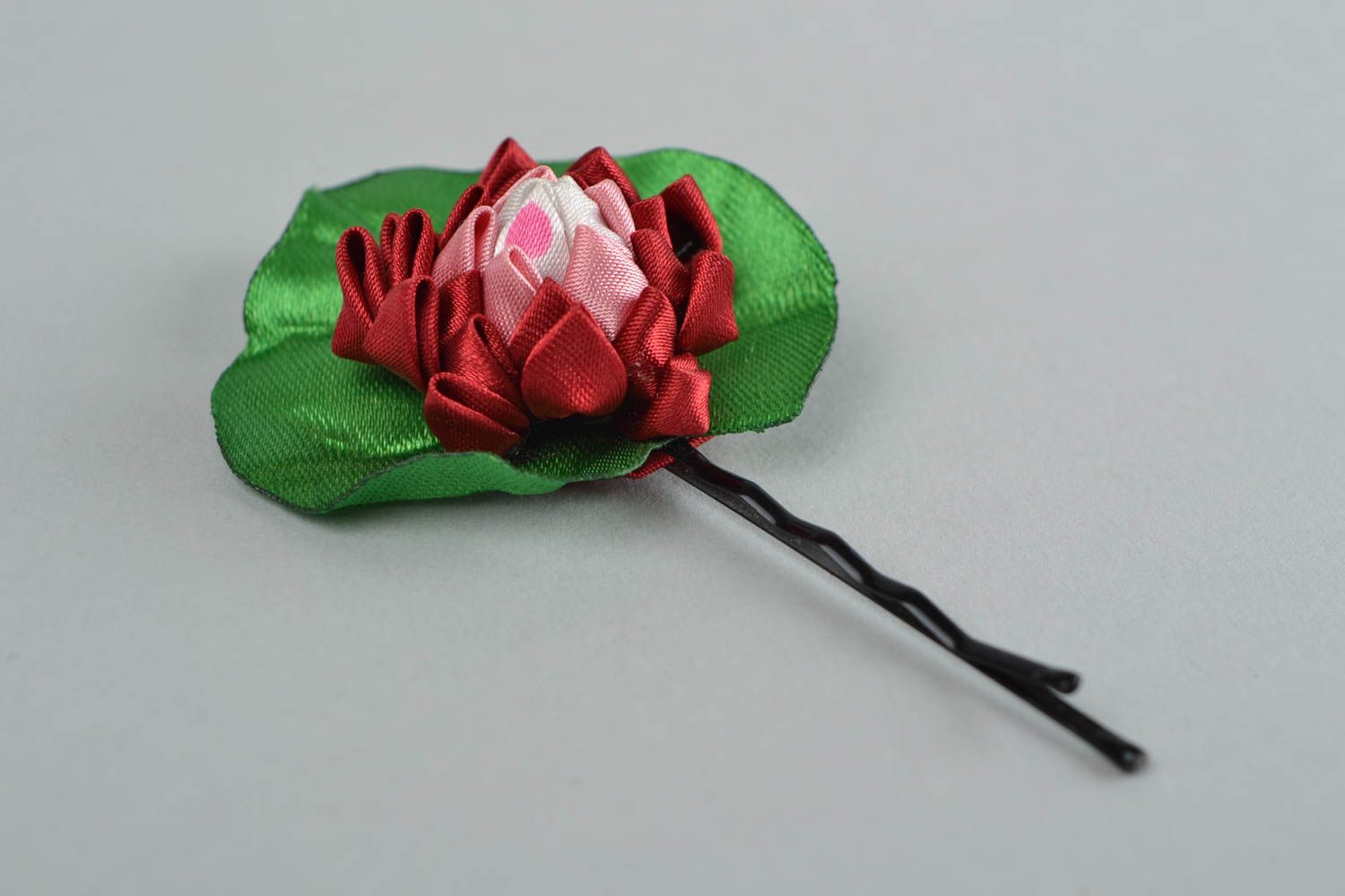 Beautiful handmade satin ribbon flower bobby pin kanzashi Flower and Leaf photo 3